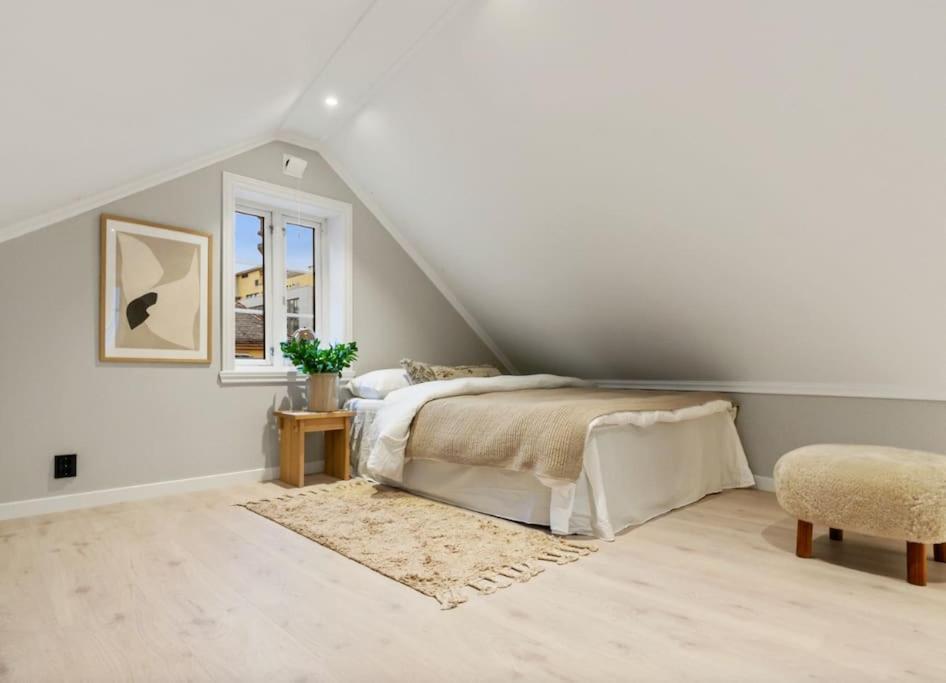 Stay L The Town House Bergen Esterno foto
